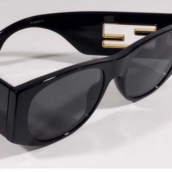 Fendi ROMA Black Sunglasses Sleek Modern Design Women\'s Baguette Oval Sunglasses main image 7
